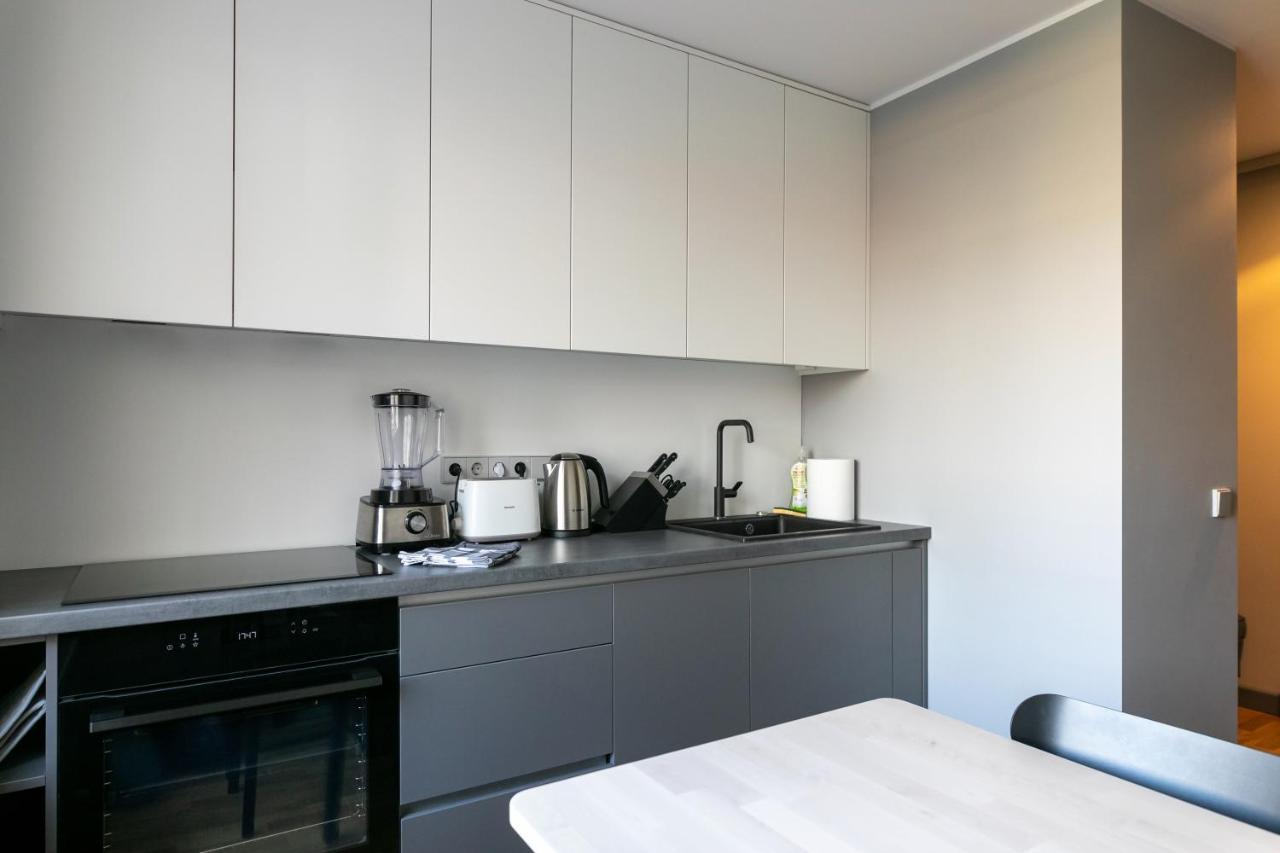 Brand New, Family-Friendly With A Great Location - Moon Apartment Вентспилс Экстерьер фото