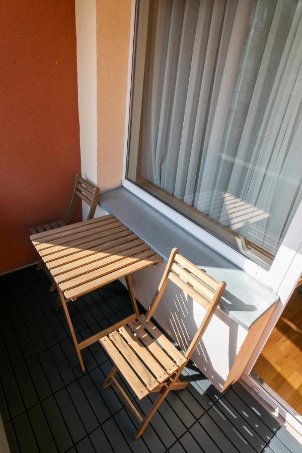 Brand New, Family-Friendly With A Great Location - Moon Apartment Вентспилс Экстерьер фото